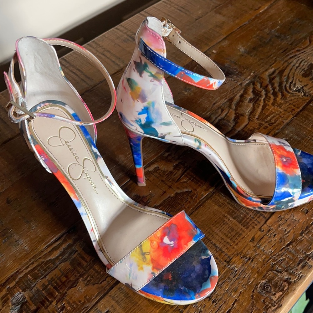 Jessica Simpson open toed flowered  heels